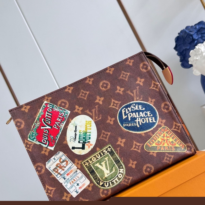 LV Clutch Bags